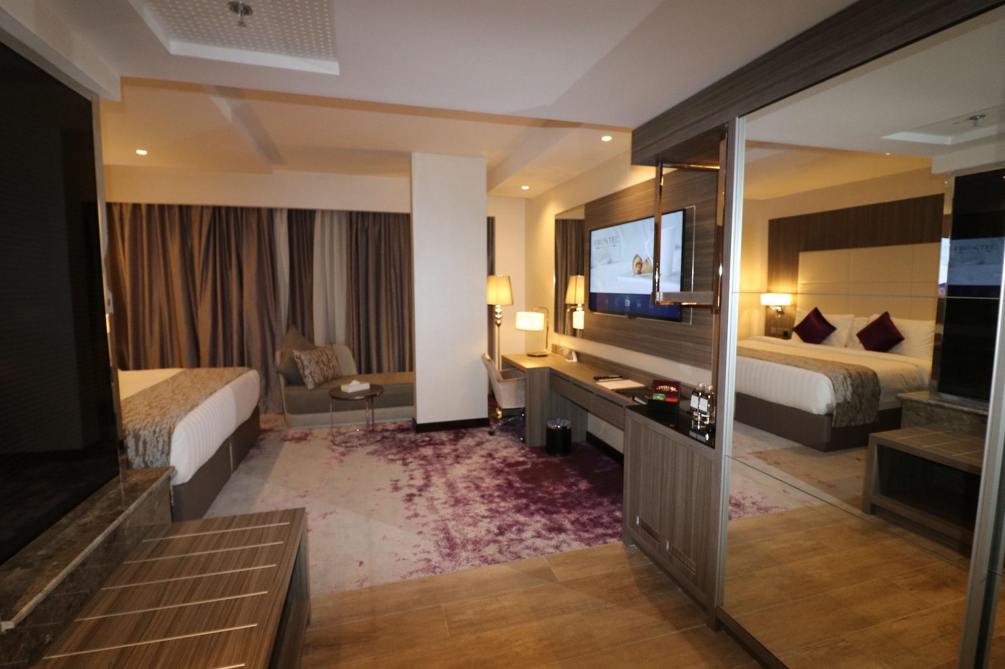 Paradise Elite Hotel Al-Tahlia Jeddah Exterior photo