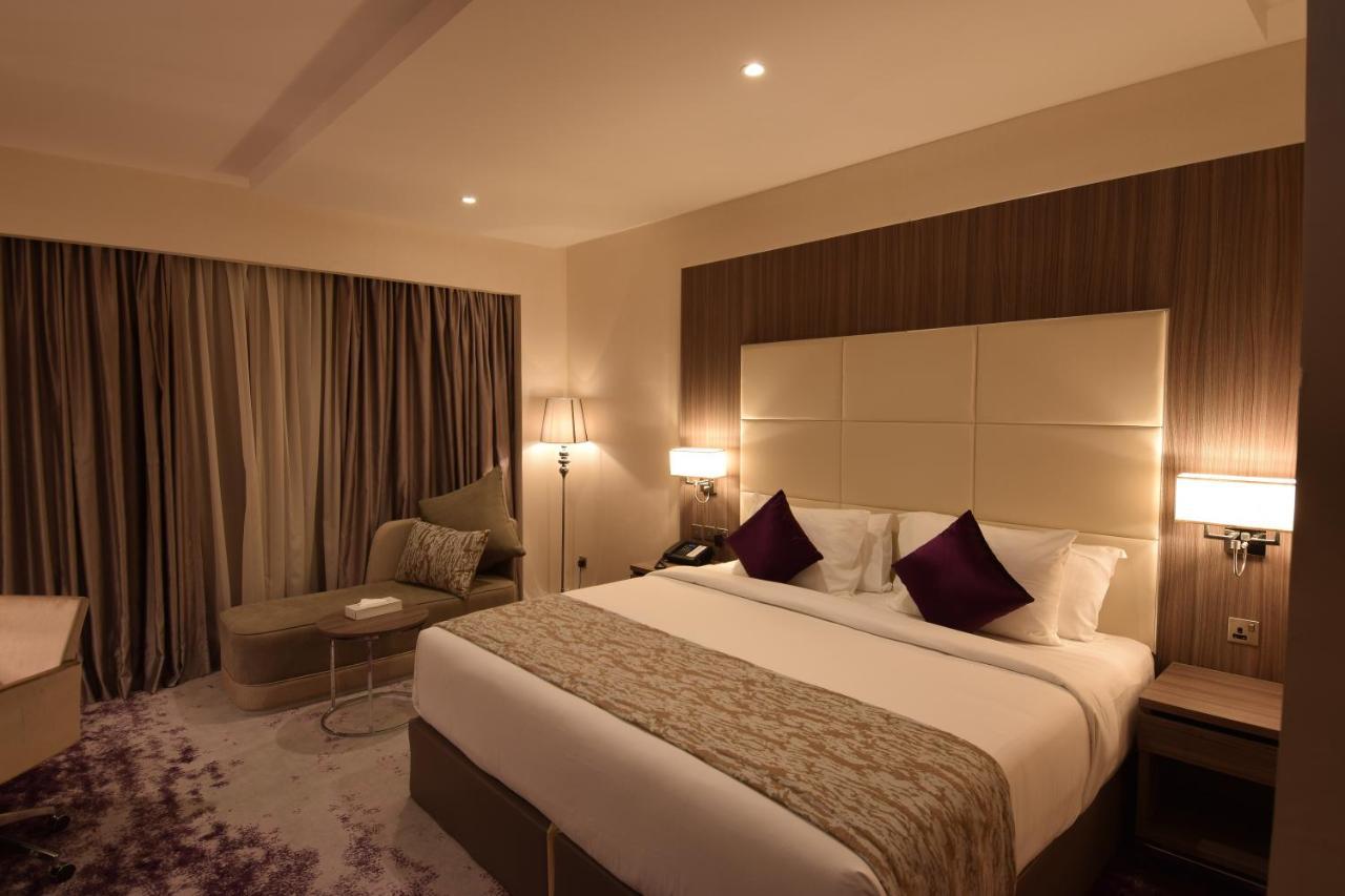 Paradise Elite Hotel Al-Tahlia Jeddah Exterior photo