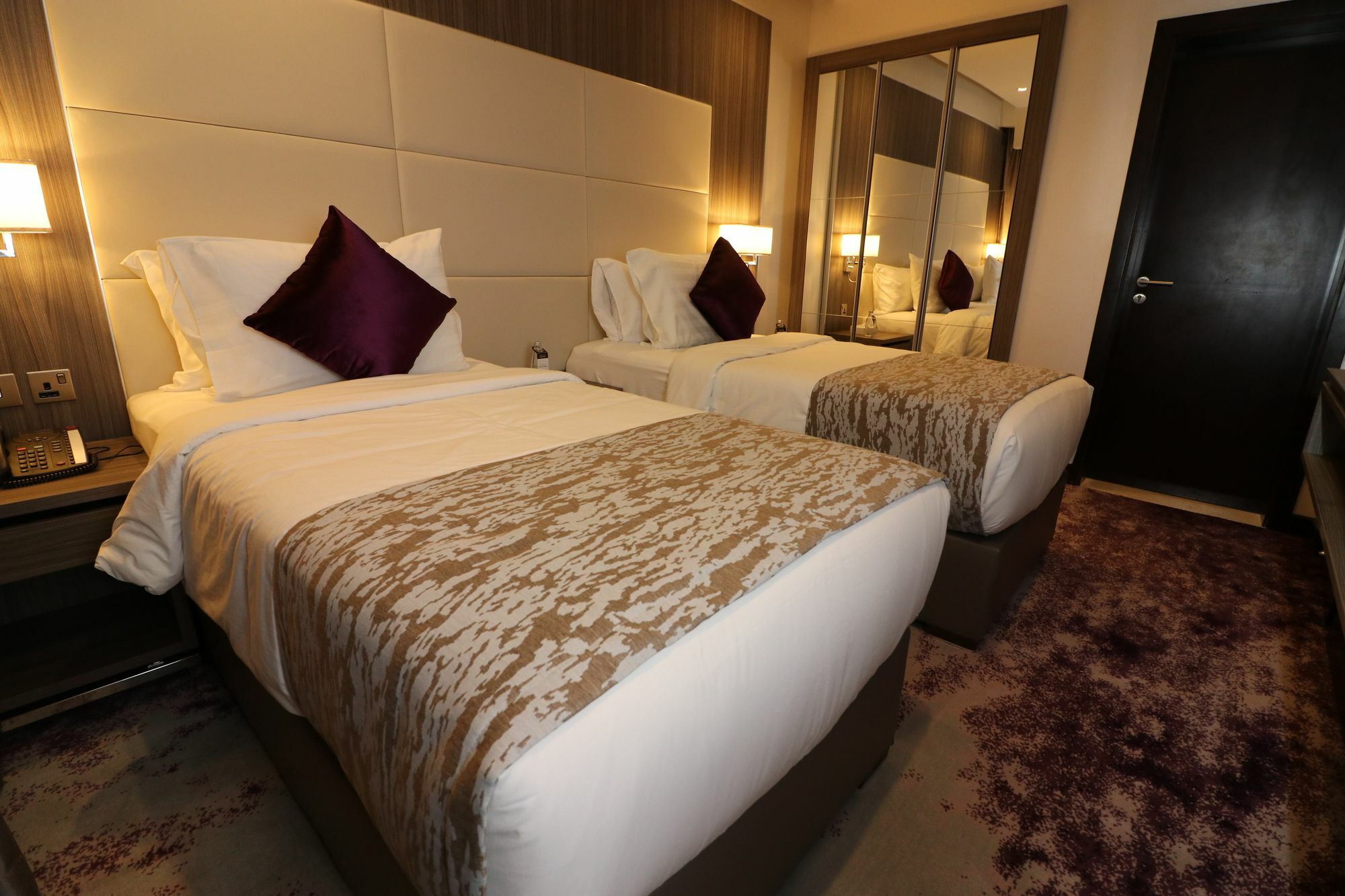 Paradise Elite Hotel Al-Tahlia Jeddah Exterior photo