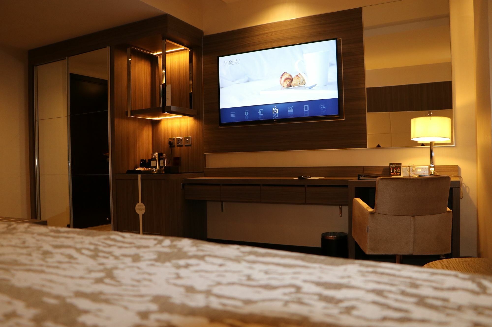 Paradise Elite Hotel Al-Tahlia Jeddah Exterior photo