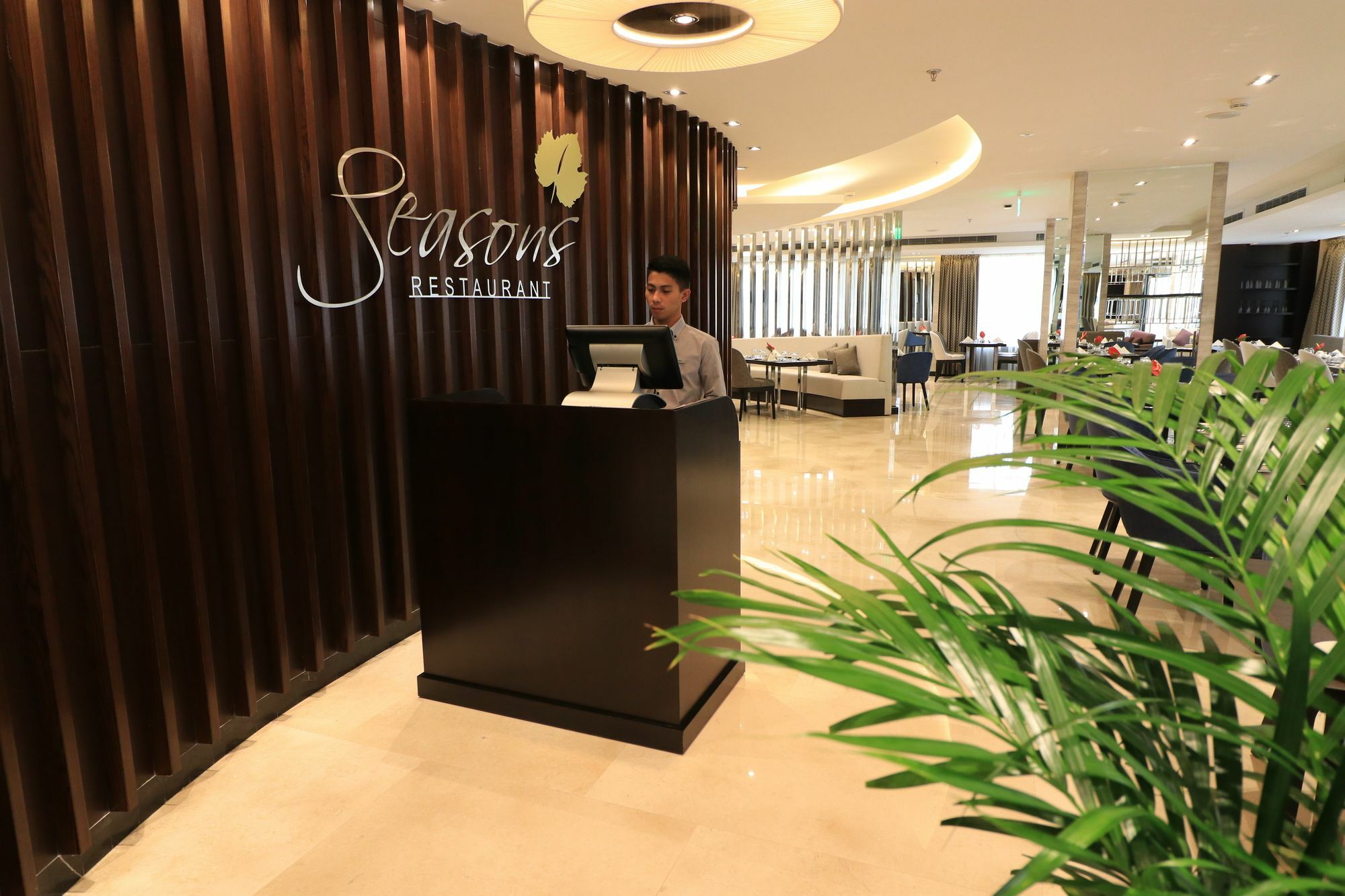 Paradise Elite Hotel Al-Tahlia Jeddah Exterior photo